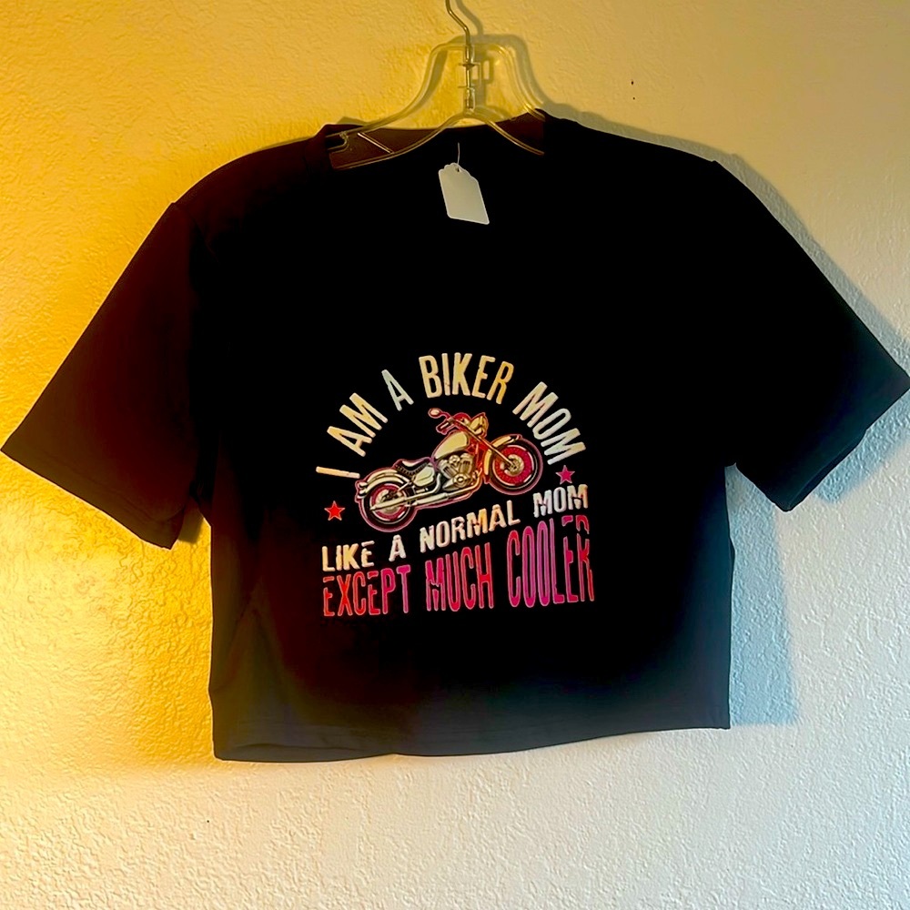 M & L Crop Top Shirt
